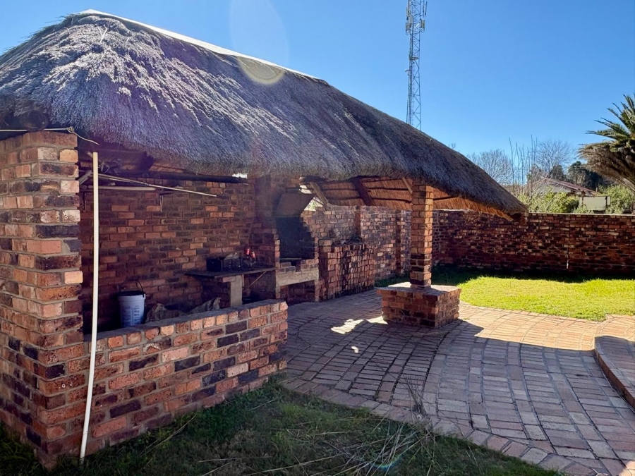 4 Bedroom Property for Sale in Heilbron Free State